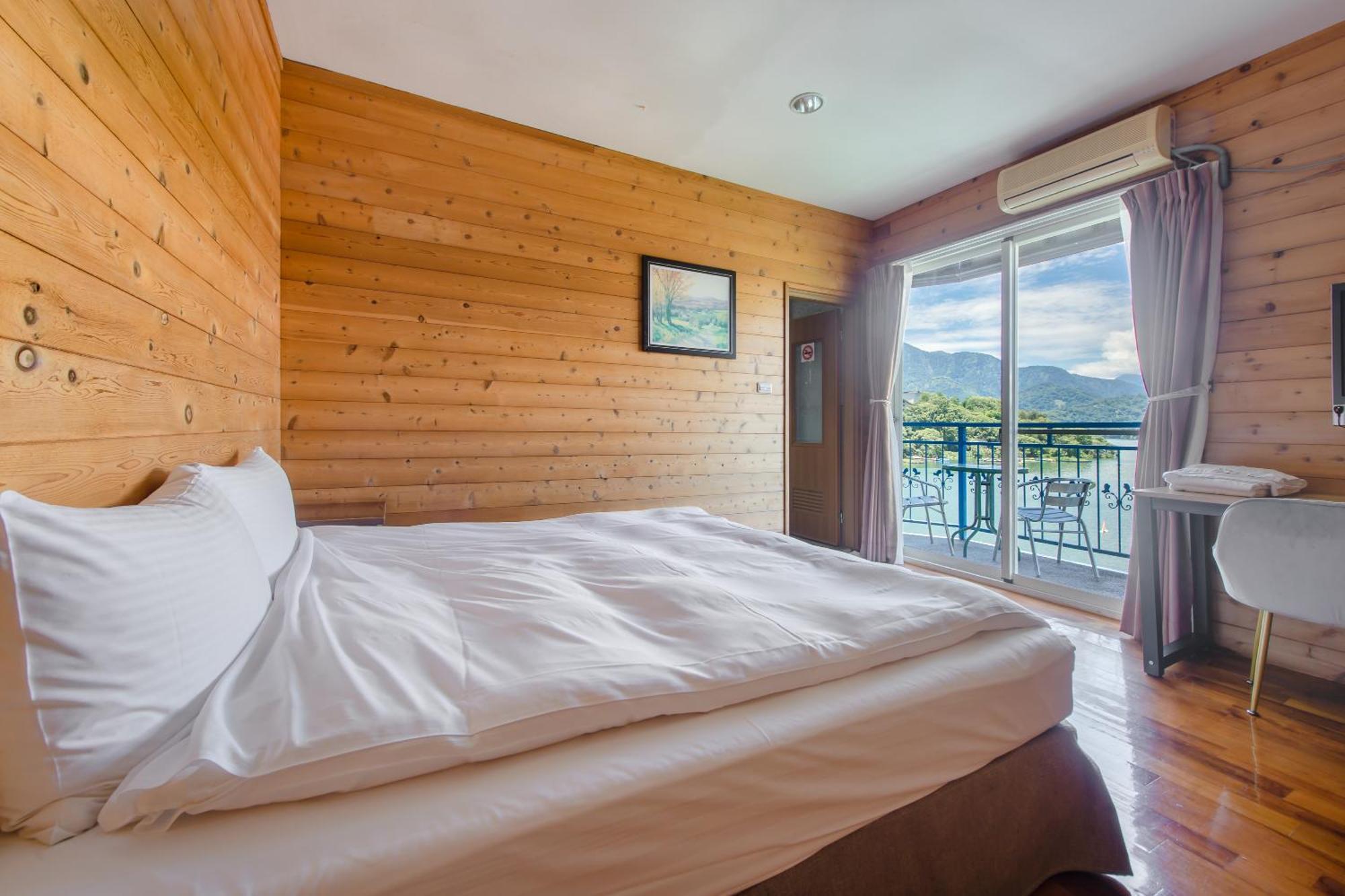 Bishui Shanju Lakeside B&B Yuchi Exteriör bild